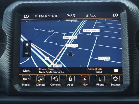 Used 2021 Jeep Wrangler Unlimited Sahara image 11