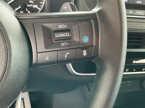 Used 2024 Nissan Rogue SV AWD/4WD image 28