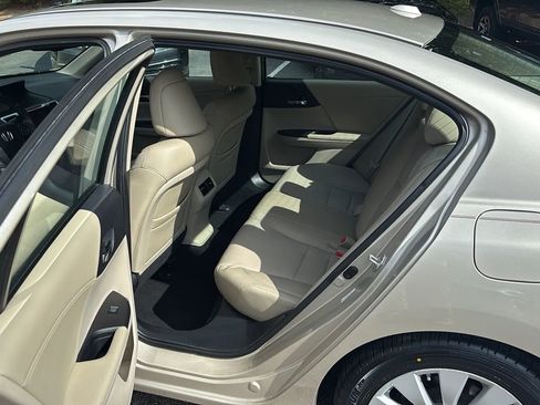Used 2013 Honda Accord EX-L image 18
