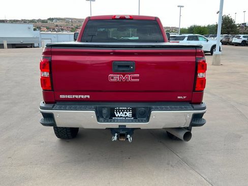 Used 2019 GMC Sierra 2500 SLT w/ Duramax Plus Package AWD/4WD image 4