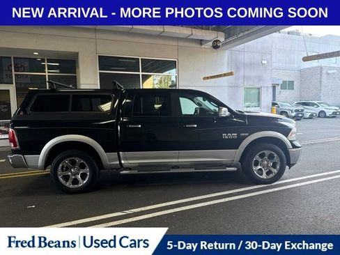 Used 2016 RAM 1500 Laramie w/ Convenience Group AWD/4WD image 2