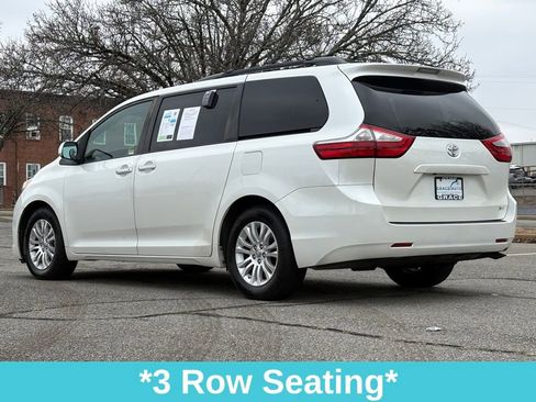 Used 2015 Toyota Sienna XLE image 6
