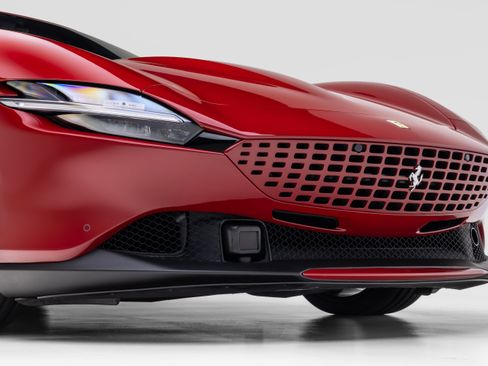 Certified 2022 Ferrari Roma RWD image 18
