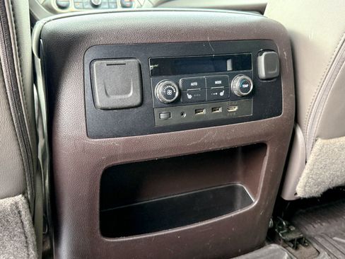 Used 2020 GMC Yukon Denali w/ Denali Ultimate Package AWD/4WD image 36