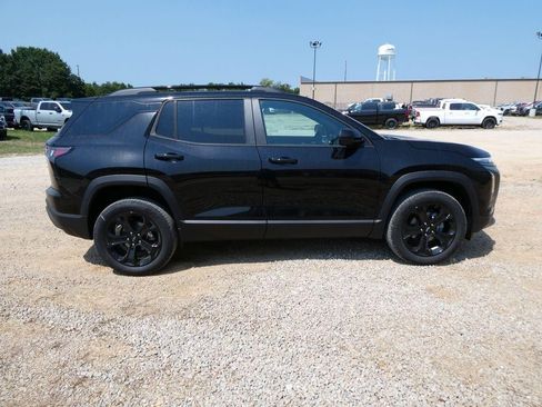 New 2027 Chevrolet Equinox LT w/ Midnight Edition AWD/4WD image 3