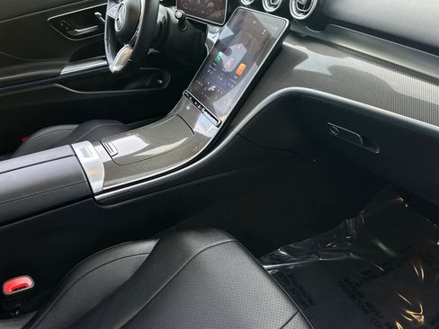 Used 2024 Mercedes-Benz CLE 300 4MATIC Coupe image 18