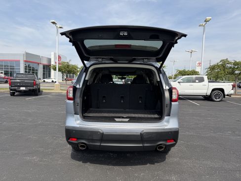 Used 2021 Subaru Ascent Limited w/ Technology Package AWD/4WD image 6
