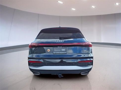 Used 2025 Audi Q5 Premium Plus w/ Premium Plus image 3