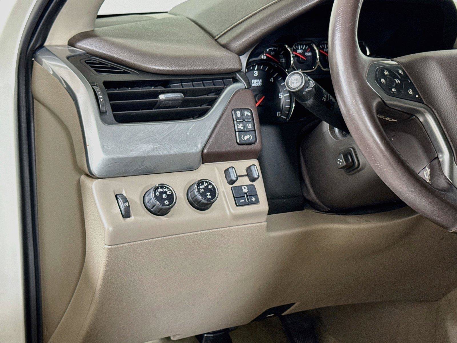 Used 2015 Chevrolet Tahoe LTZ AWD/4WD image 8