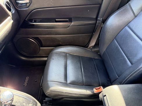 Used 2015 Jeep Patriot High Altitude AWD/4WD image 12
