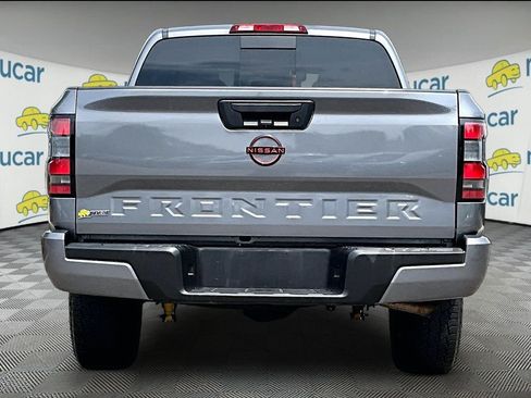 Used 2024 Nissan Frontier PRO-4X AWD/4WD image 5