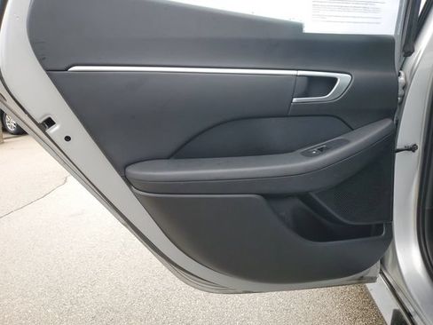Used 2025 Hyundai Sonata SEL FWD image 16
