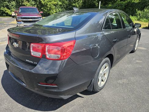 Used 2015 Chevrolet Malibu LS w/ Protection Package FWD image 9