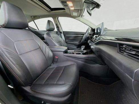 Certified 2023 Nissan Altima 2.5 SR w/ SR Premium Package FWD image 35