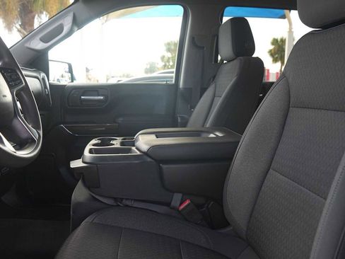 Used 2020 Chevrolet Silverado 1500 LT w/ Trailering Package image 11