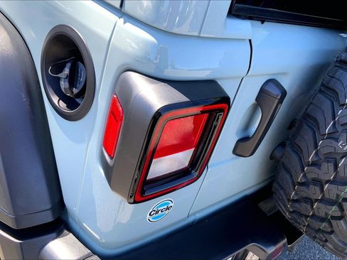 Certified 2024 Jeep Wrangler Unlimited Sport AWD/4WD image 25