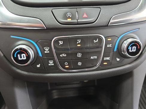 Used 2024 Chevrolet Equinox LT AWD/4WD image 21
