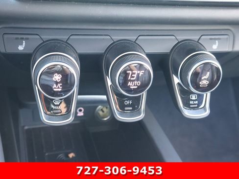 Used 2021 Audi R8 V10 w/ Premium Package image 27