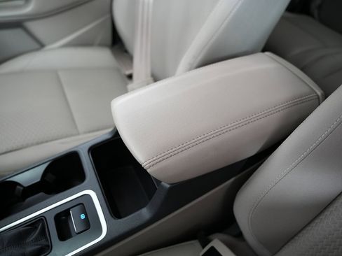 Used 2018 Ford Escape SE image 28