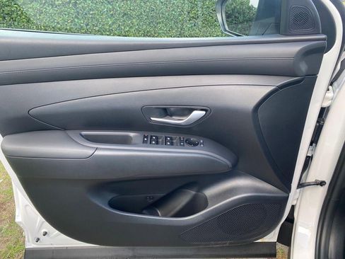 New 2026 Hyundai Tucson SE image 13