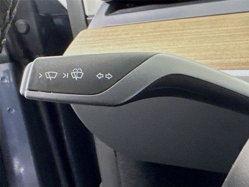 Used 2023 Tesla Model Y AWD *Ltd Avail* image 4