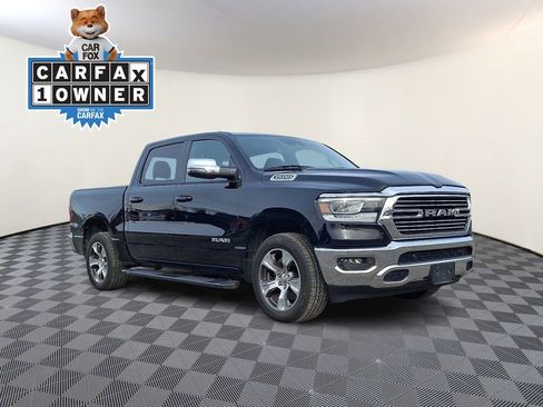 Used 2023 RAM 1500 Laramie AWD/4WD image 1