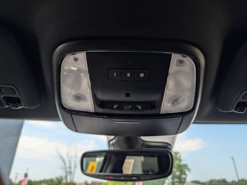 Used 2023 Dodge Durango R/T AWD/4WD image 22