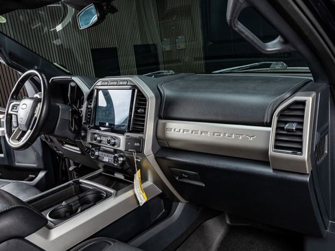 Used 2022 Ford F250 Lariat w/ Tremor Off-Road Package image 14