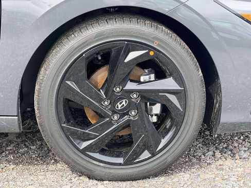 New 2026 Hyundai Elantra SEL Sport image 6