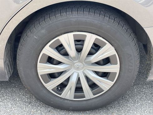 Used 2023 Toyota Camry LE FWD image 11