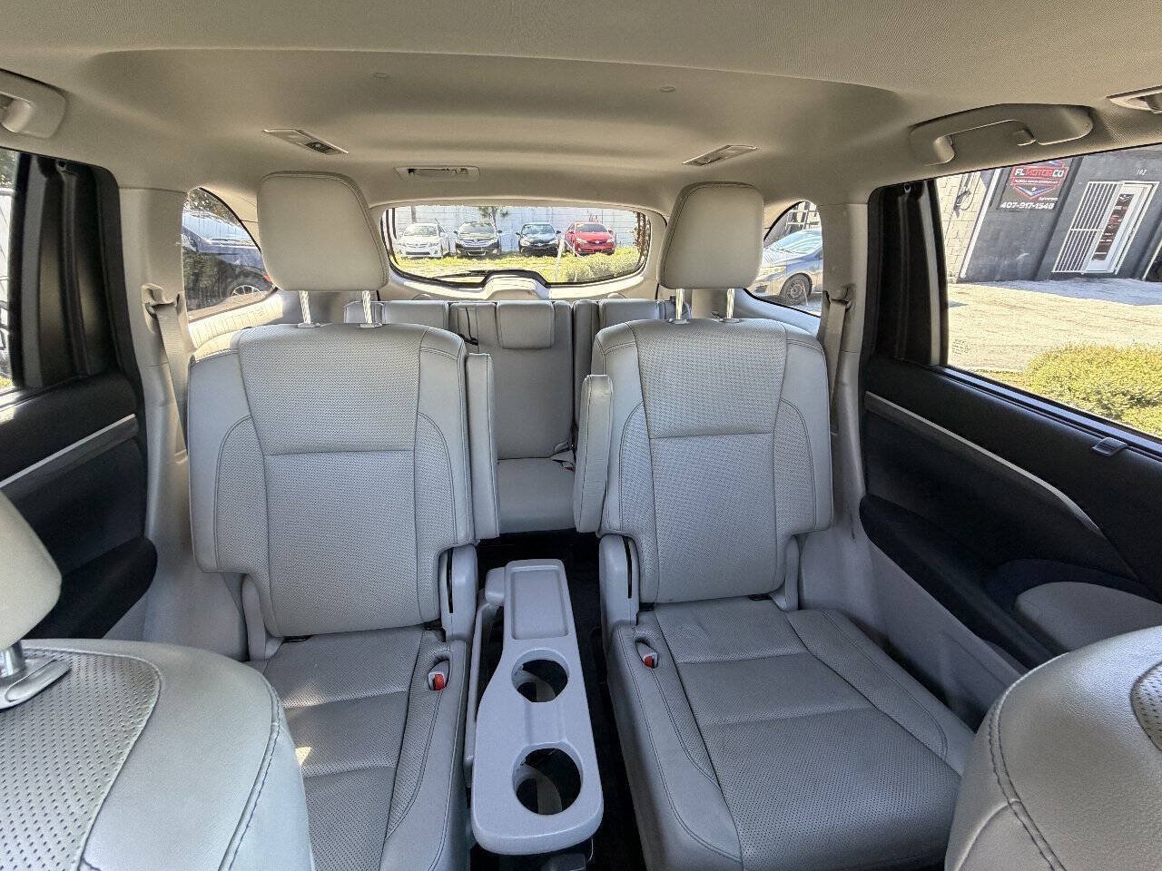 Used 2018 Toyota Highlander Limited FWD image 13
