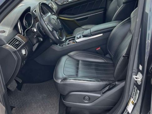Used 2014 Mercedes-Benz GL 450 4MATIC image 4