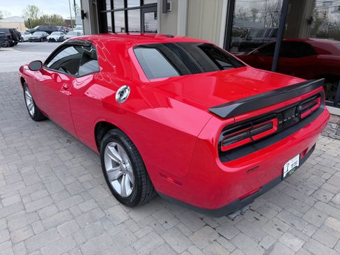 Used 2023 Dodge Challenger SXT RWD image 4
