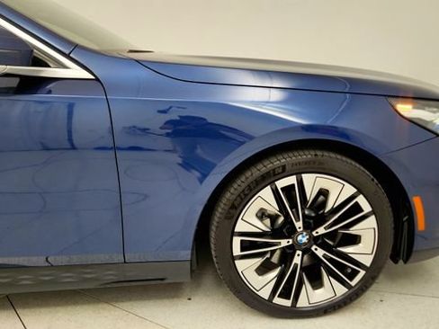Used 2026 BMW 530i RWD image 21