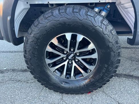 Used 2017 Ford F150 Raptor w/ Equipment Group 802A Luxury image 42