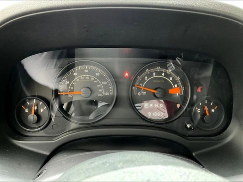 Used 2014 Jeep Patriot Sport w/ Power Value Group FWD image 13