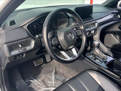 Used 2023 Acura Integra A-Spec image 18