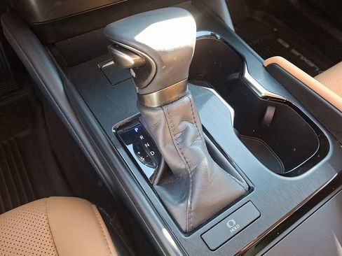 Used 2023 Lexus ES 350 w/ Premium Package image 16