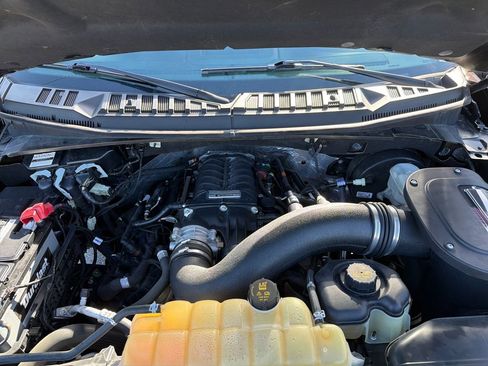 Used 2019 Ford F150 XLT w/ Equipment Group 302A Luxury image 11