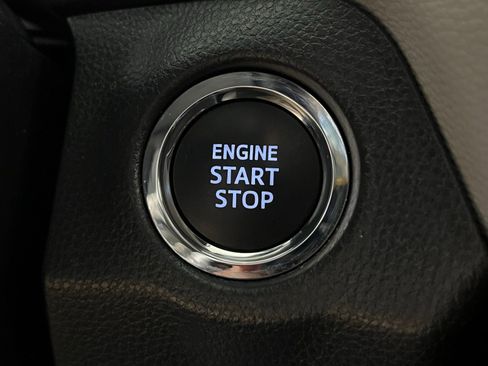 Certified 2025 Toyota RAV4 XLE image 21