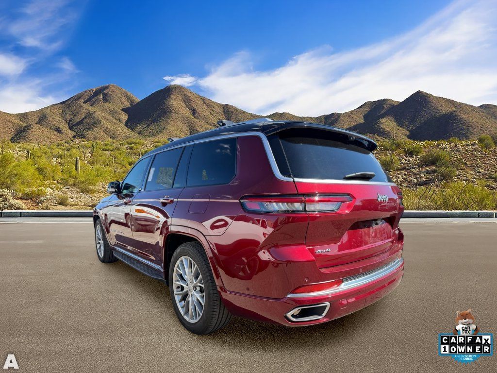 Used 2023 Jeep Grand Cherokee L Summit w/ Advanced Protech Group IV AWD/4WD image 3