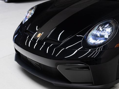 Certified 2026 Porsche 911 GT3 RWD image 34