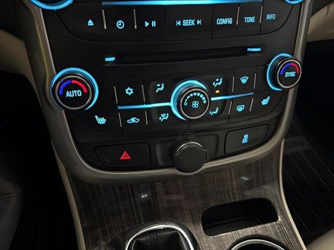 Used 2015 Chevrolet Malibu LTZ FWD image 23