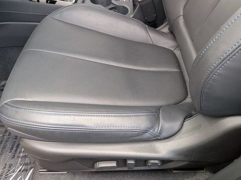 Used 2025 Subaru Forester Limited AWD/4WD image 15