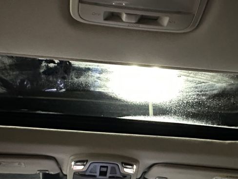 Used 2024 Subaru Outback Touring w/ Popular Package #2 image 23