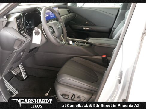 New 2026 Lexus TX 500h AWD image 4