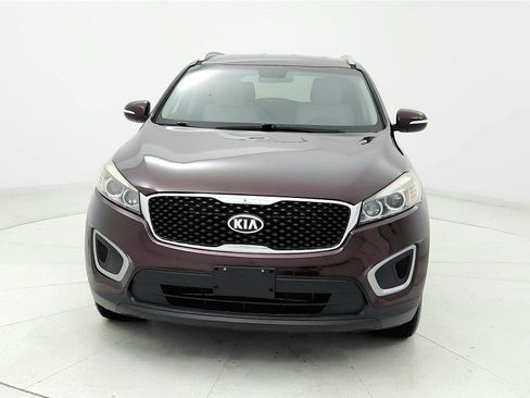 Used 2016 Kia Sorento AWD image 8