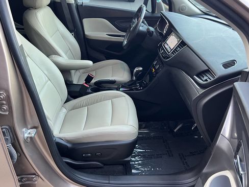 Used 2019 Buick Encore Essence w/ Experience Buick Package image 21