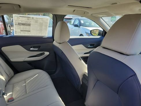 New 2026 Nissan Sentra SL w/ Floor Mat Package FWD image 27