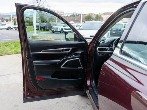 Used 2020 Kia Telluride S image 18